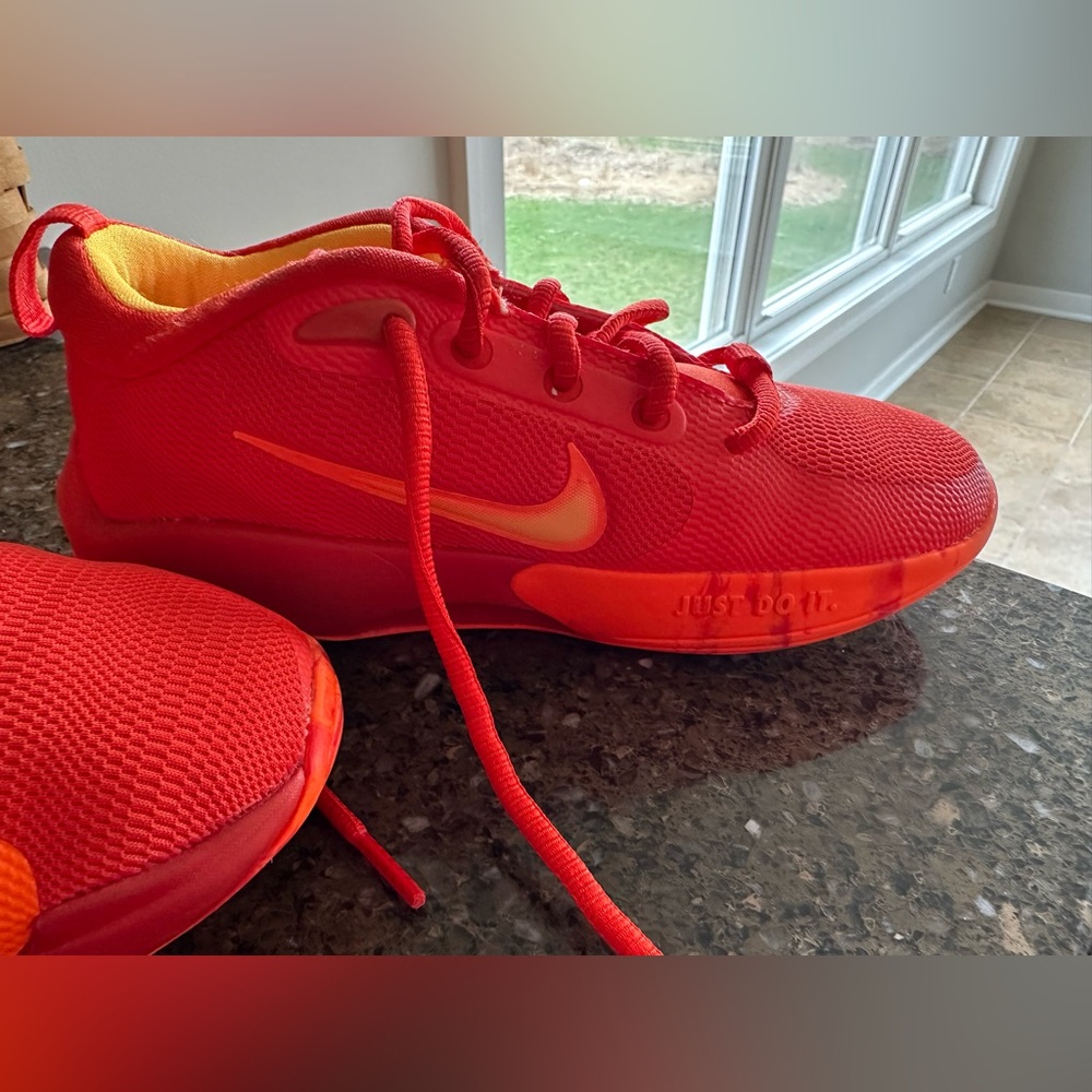 Nike Kids' Basketball Sneakers - Picture 4 of 5